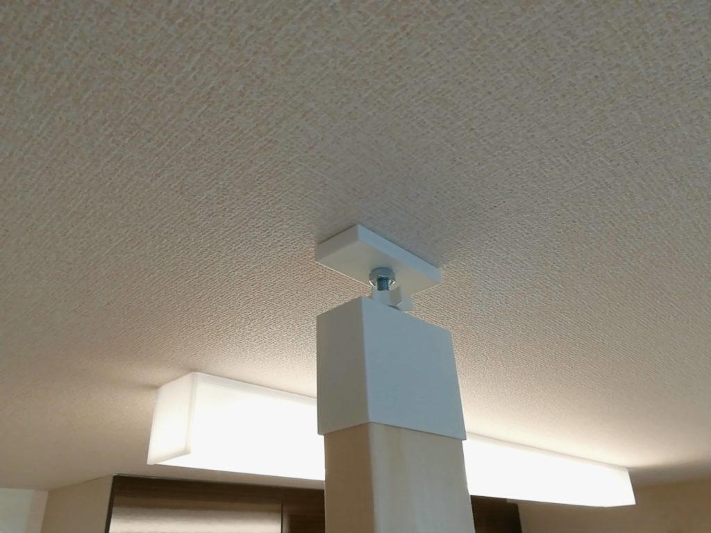 ふわふわとおせんぼ ベビーゲート と Labrico ラブリコ を使った賃貸の階段 キッチン侵入防止対策 フルイク