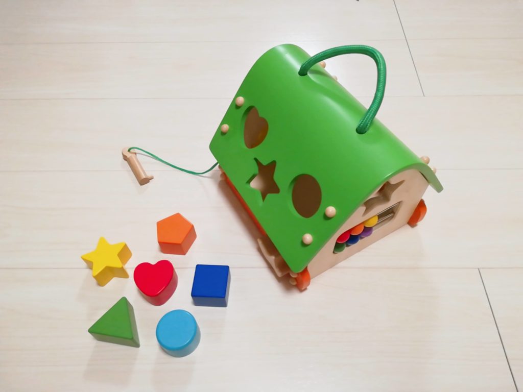 おもちゃのサブスクリプション型レンタルサービス「TOYBOX」から届いた知育玩具