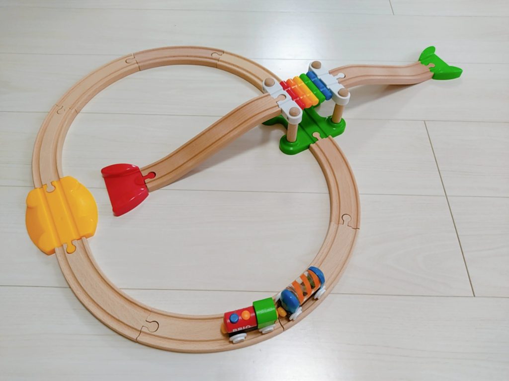 口コミ 1歳7ヶ月娘が Toybox でレンタルした知育玩具を大公開 フルイク