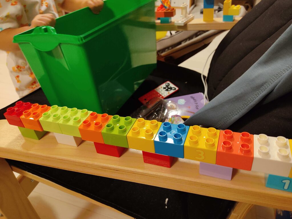 1歳・2歳向け、はじめて買うブロックのおすすめ：レゴデュプロ