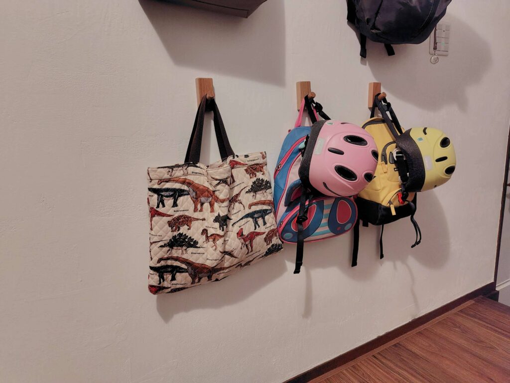 無印良品「壁に付けられる家具フック」で作る玄関収納