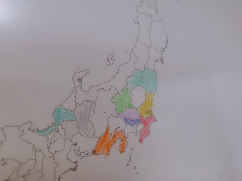 リビングに貼った日本地図を子供と楽しむ活用方法